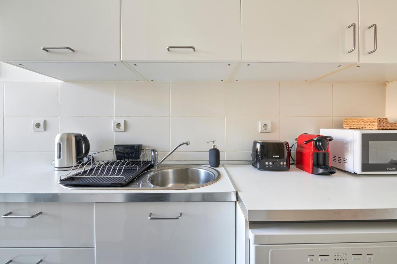 Quiet And Central 2Br Apt, By Timecooler Лиссабон Экстерьер фото