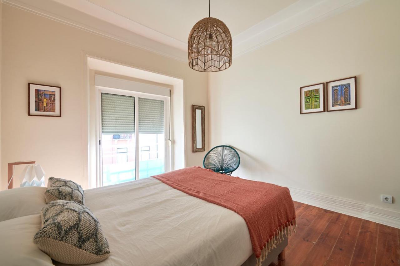 Quiet And Central 2Br Apt, By Timecooler Лиссабон Экстерьер фото